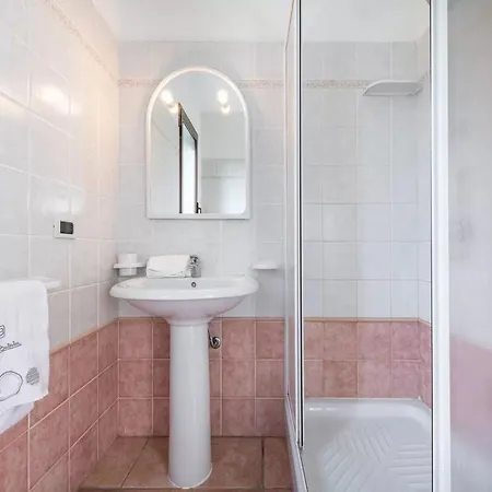 Appartement Charming Near La Caletta Beaches