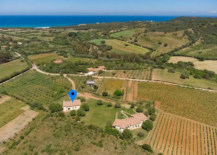 Retreat Near La Caletta Beaches Daire