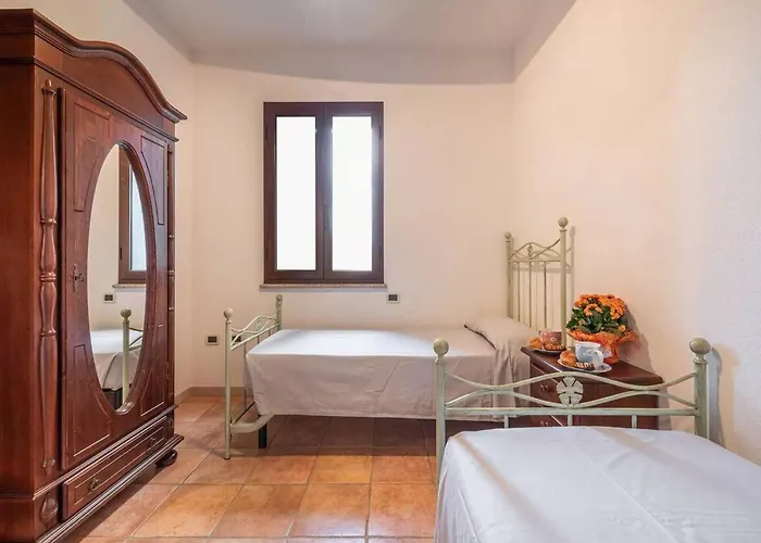Daire Retreat Near La Caletta Beaches *